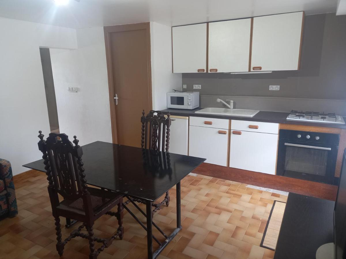 Apartamento Mon Petit Studio Montmorillon Exterior foto